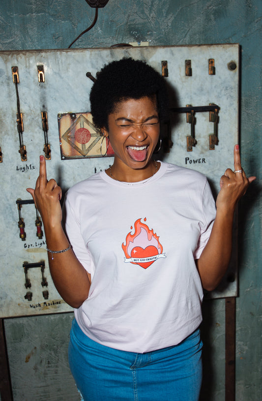 Hot & Chaotic - Tshirt (Pink Fire)